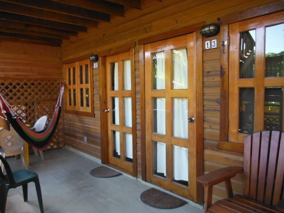 Sea Breeze Inn West End Esterno foto