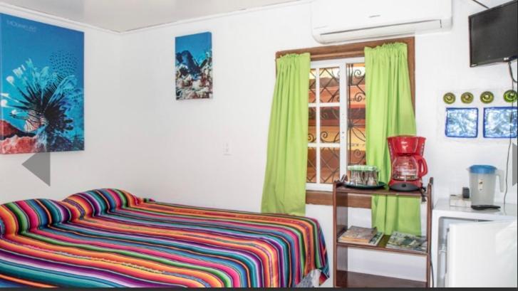 Sea Breeze Inn West End Esterno foto